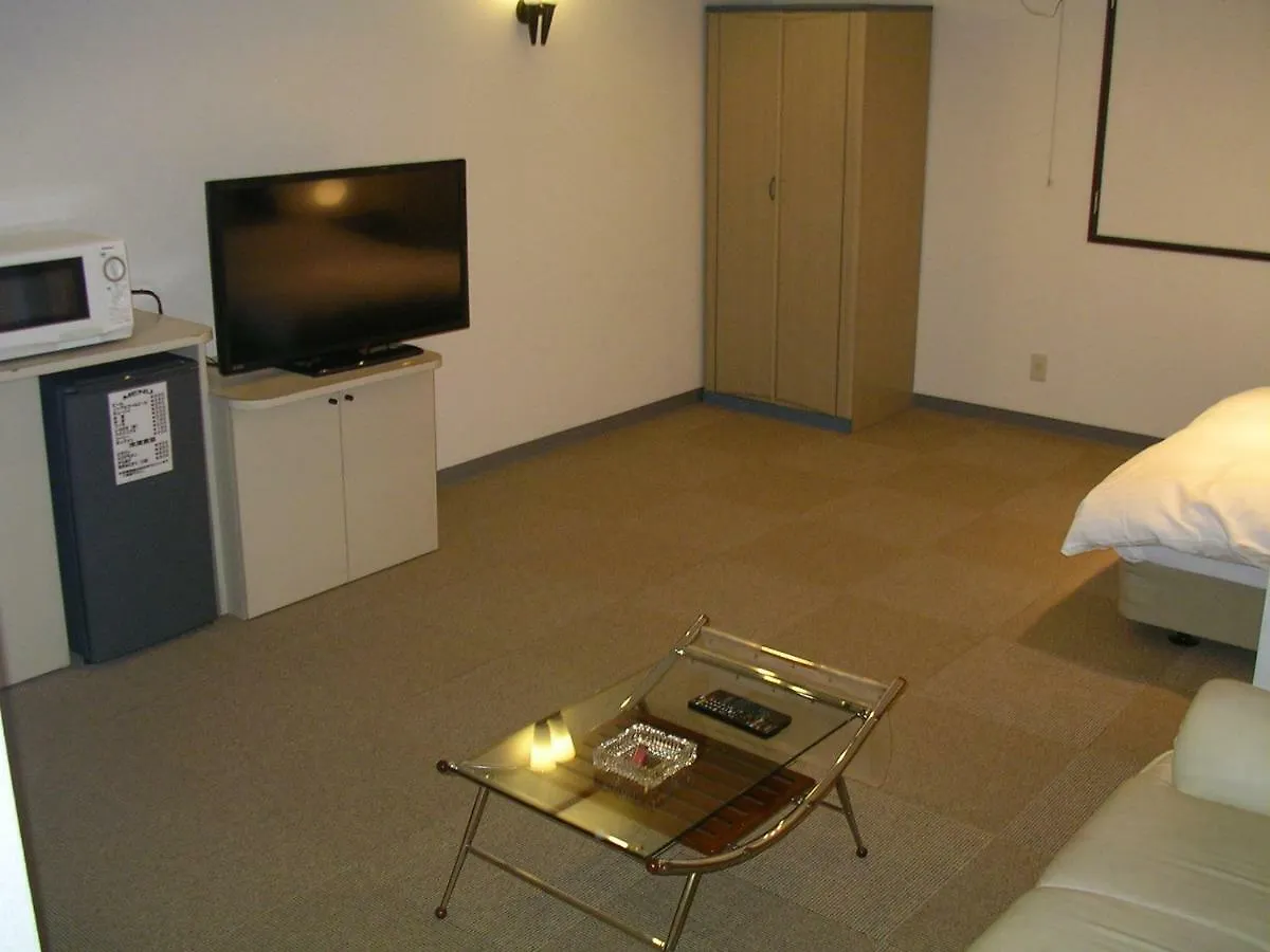 Niseko Youraku Hotel 2*,  Japan