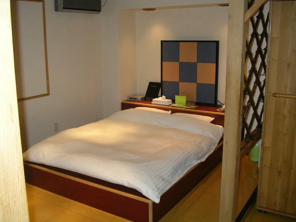 Niseko Youraku Hotel